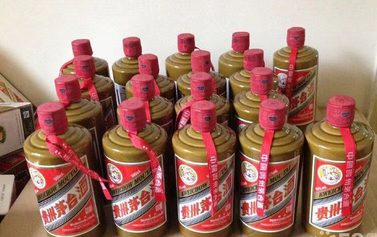 柏乡精品茅台酒回收